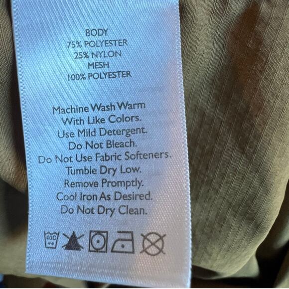 Eddie Bauer Hiking Shirt Mens Size XL Button down Front Pockets Vents on back - Picture 5 of 10